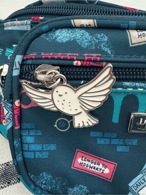 Harry Potter Teal Belt Bag from Jujubee